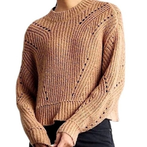 Elizabeth and James Sweaters - Elizabeth and James  Beige Pointelle Knit Pullover Sweater Size XL